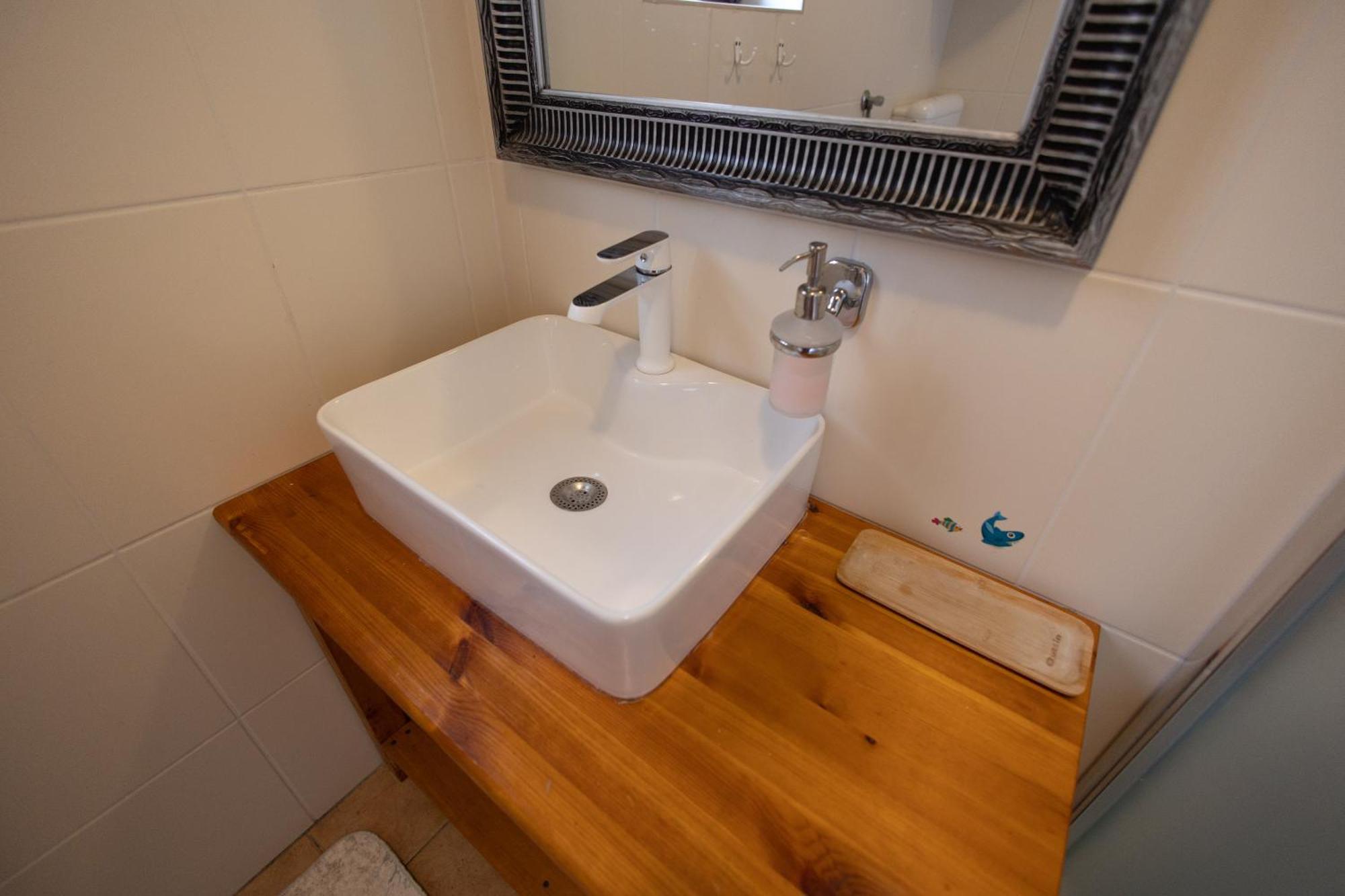 Apartman Marija Лопар Екстериор снимка